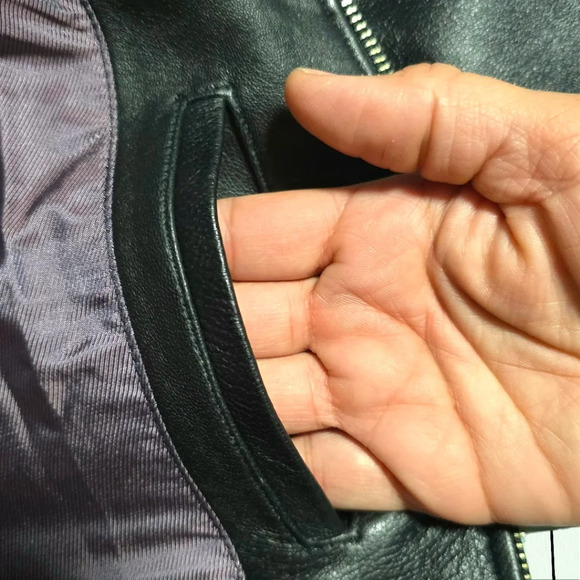 🆕️EXPRESS Genuine Leather Jacket NWT Size 2 – Timeless Style & Elegance! ✨ - Picture 8 of 14